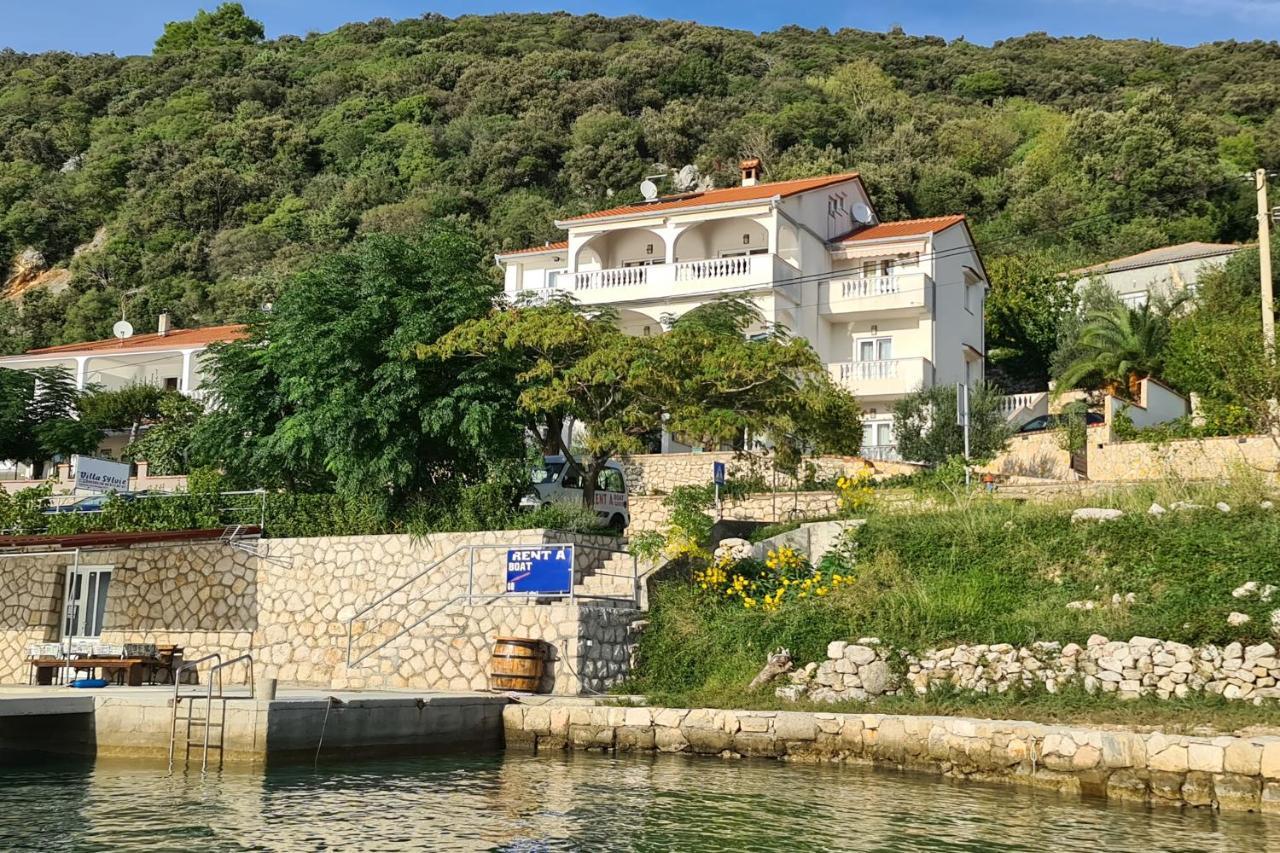 Apartments And Rooms By The Sea Supetarska Draga - Gornja, Rab - 11579 외부 사진