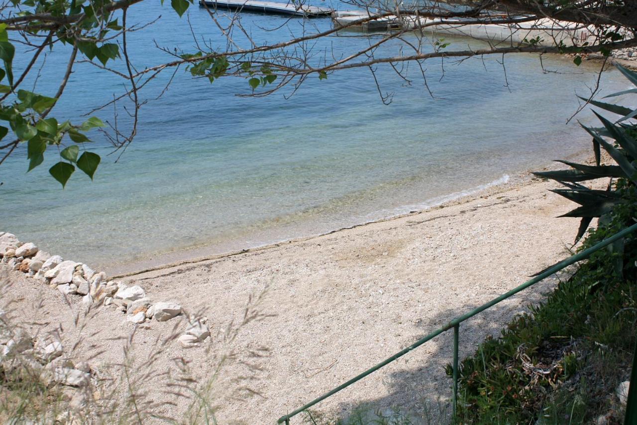 Apartments And Rooms By The Sea Supetarska Draga - Gornja, Rab - 11579 외부 사진