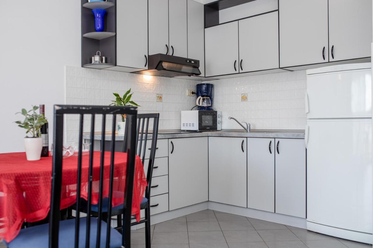 Apartments And Rooms By The Sea Supetarska Draga - Gornja, Rab - 11579 외부 사진